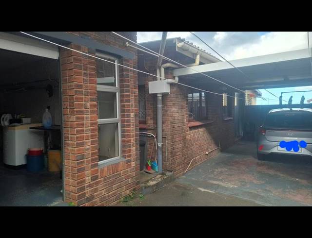 2 BEDROOM PROPERTY TO RENT IN BAYVIEW